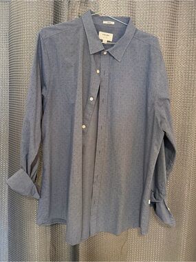 Cotton Poplin Long-Sleeve Dress Shirt in Chambray Blue